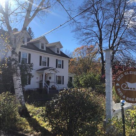 Red Sleigh Inn B&B Линкольн Экстерьер фото